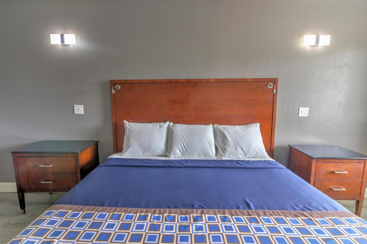 Budget Lodge Churchland Chesapeake Extérieur photo