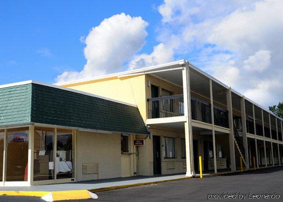 Budget Lodge Churchland Chesapeake Extérieur photo
